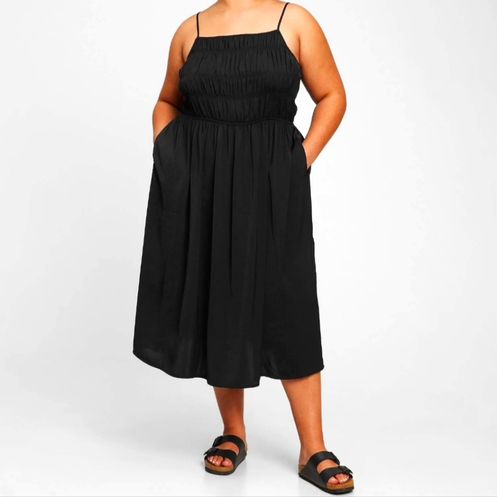 NWT GAP Smocked Halter Midi Dress